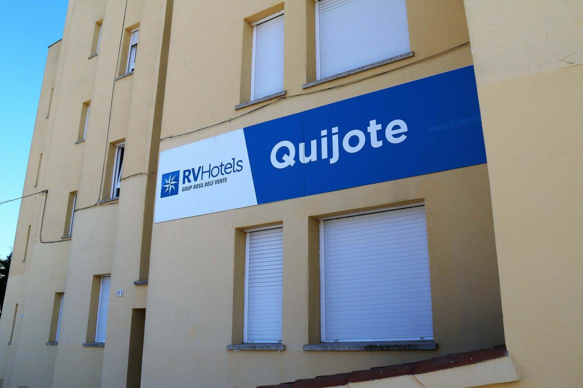 Rvapartaments Quijote L'Estartit Extérieur photo